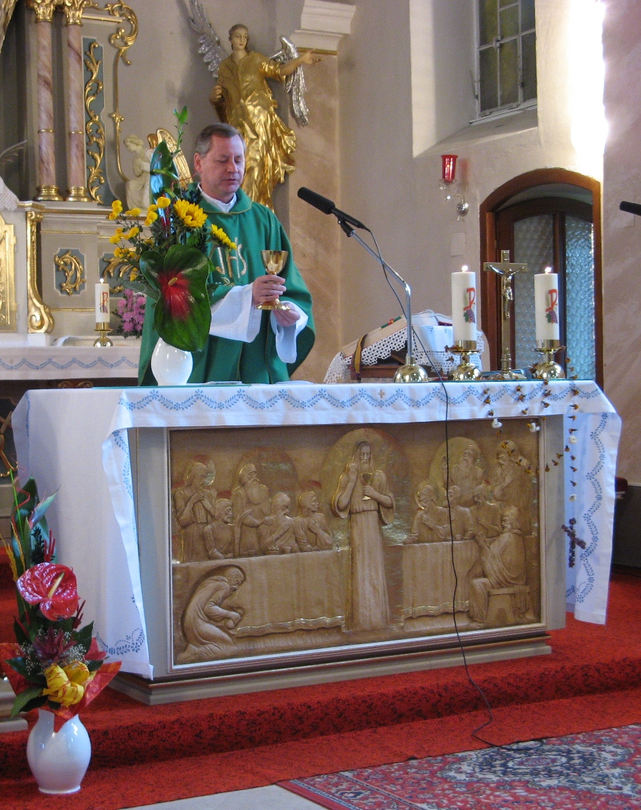Fotogaléria Pán farár Peter Obranec sa s nami rozlúčil (4) Pán farár Peter Obranec sa s nami rozlúčil